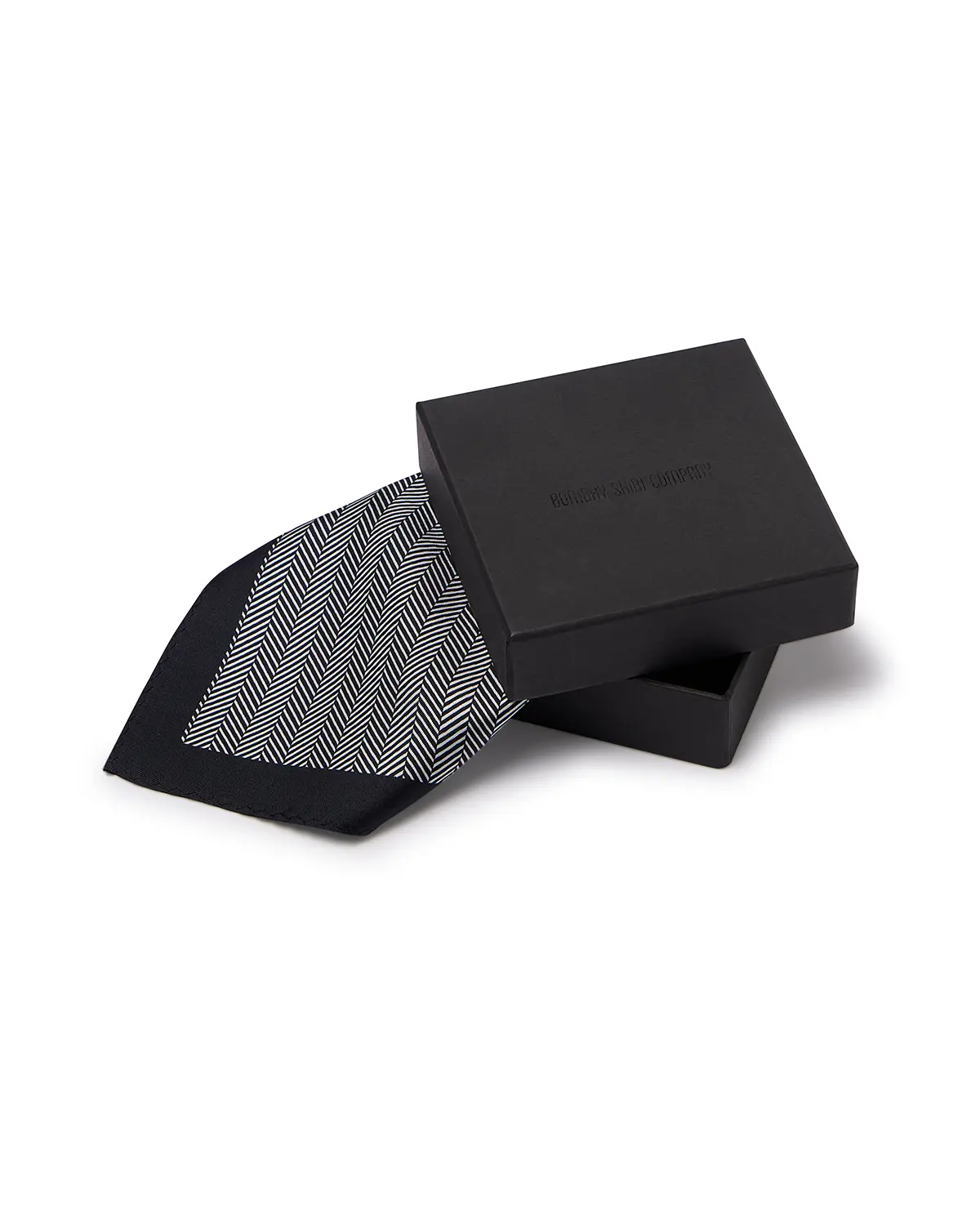 100% Silk Chevron Printed Pocket Square - Grey - Image 4