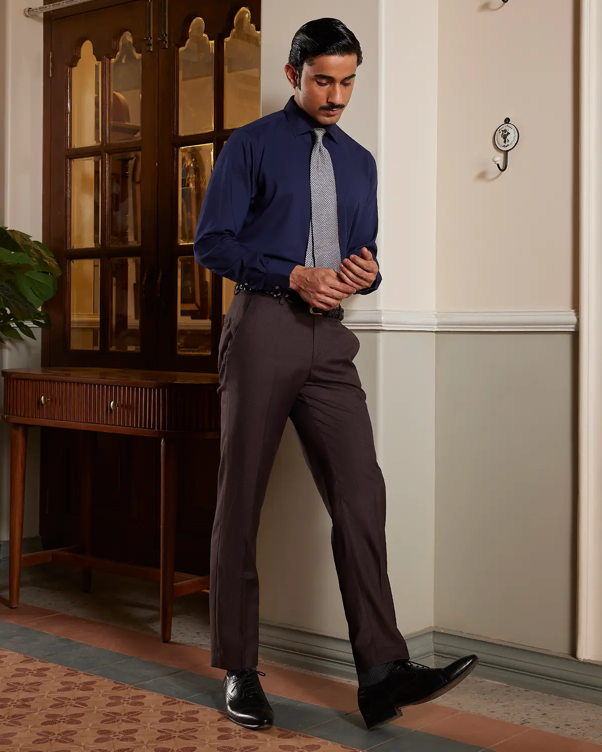 Navy Wrinkle-Free Stretch Twill Shirt - Image 4