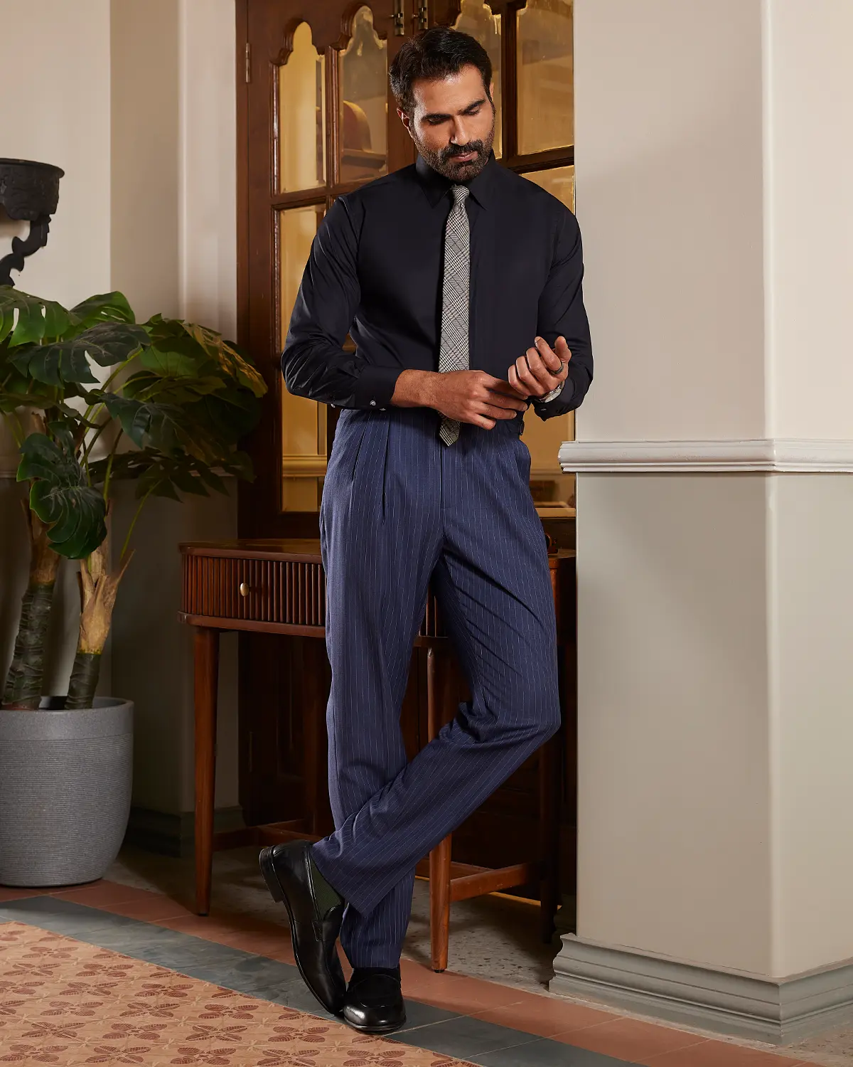 Noir Poplin Shirt - Image 5