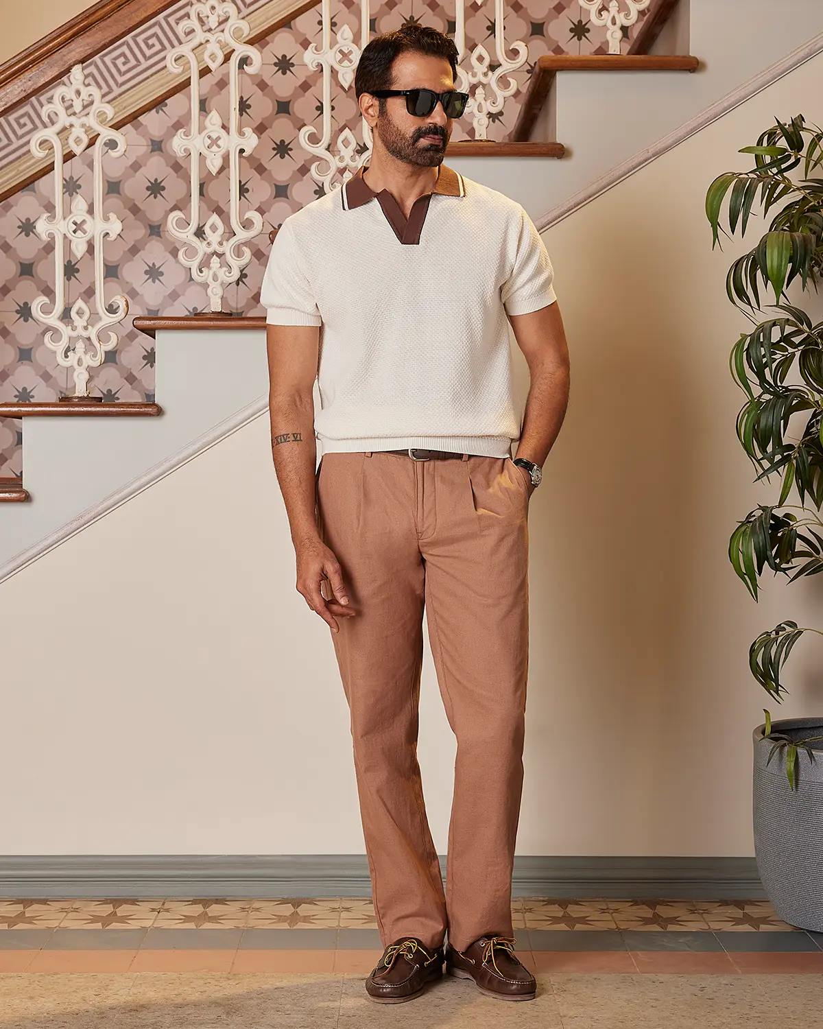 Signature Flat Knit Jacquard Johnny Polo - Ecru & Brown - Image 3