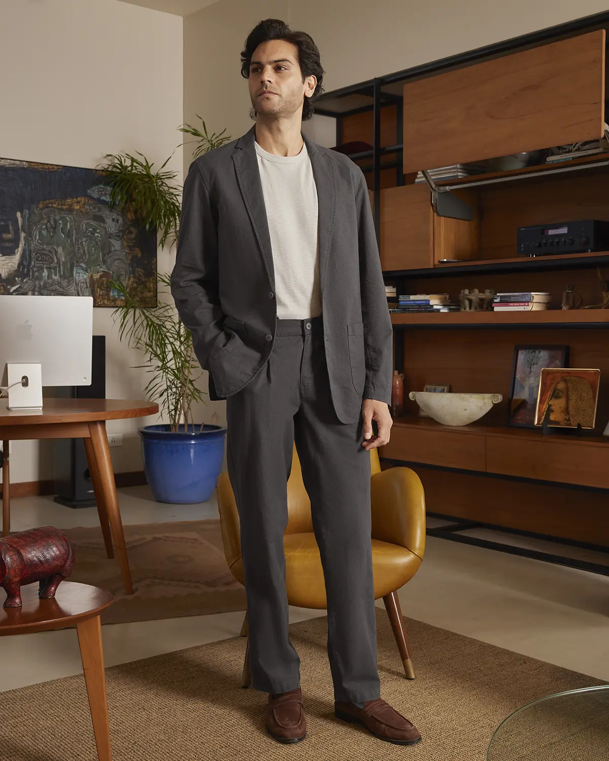 The Riviera Pleated Relaxed Trousers - Dark Grey - Image 3