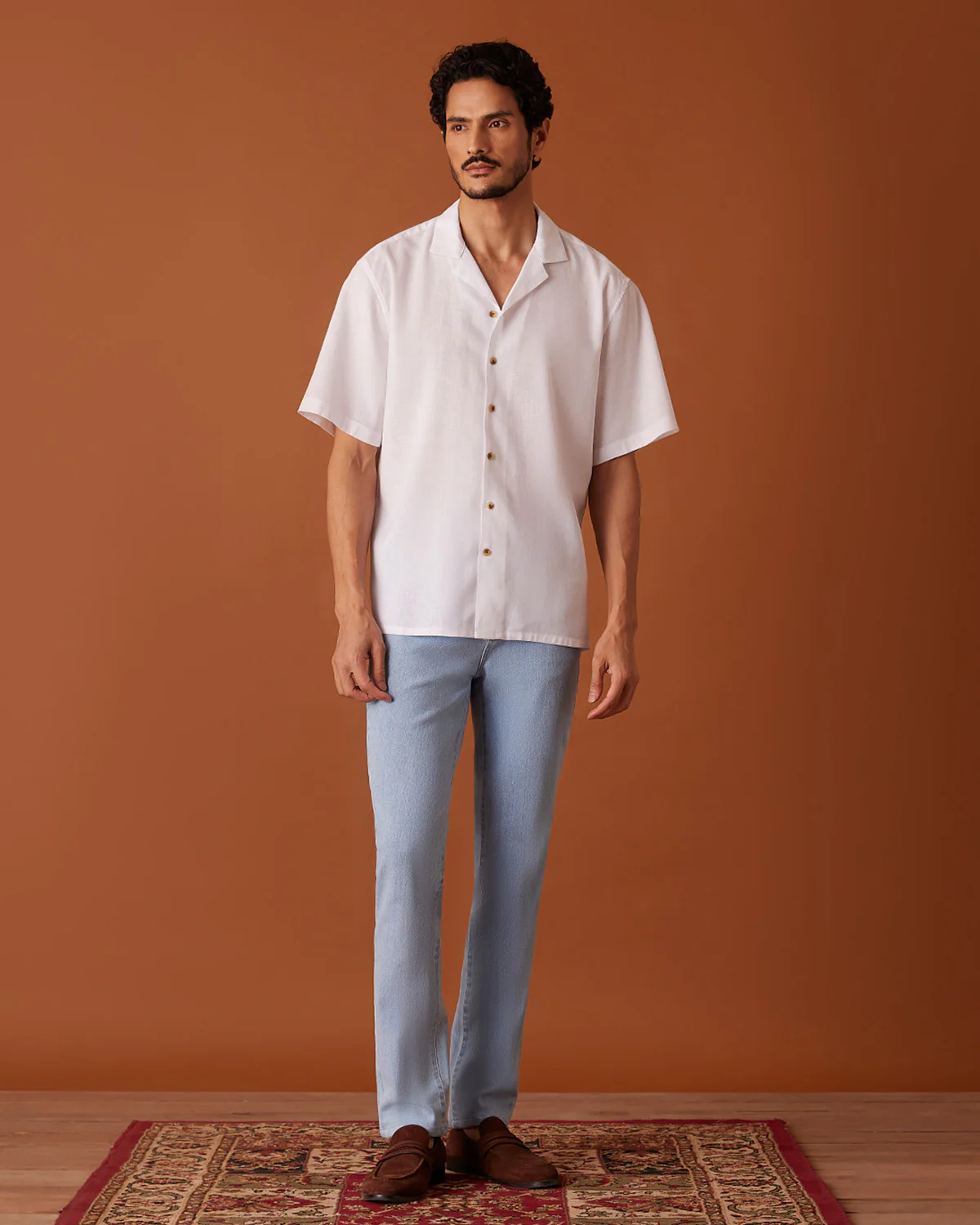 White Half-Sleeve Blended Linen Shirt - Image 3